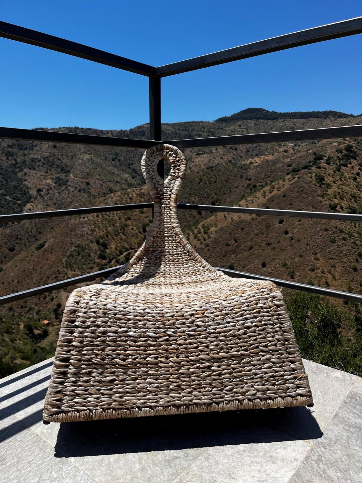 Trompetilla Montes De With Yoga And Vil·la